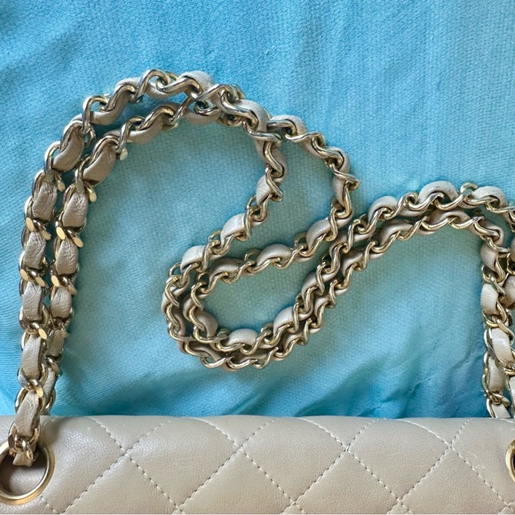 Chanel Paris limited double flap quilted lambskin shoulder bag 25 w/ COA - Picture 7 of 17